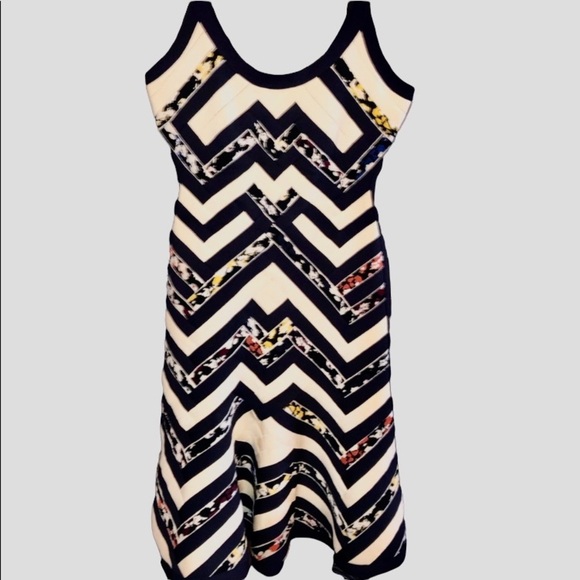 🌸 Herve Leger Bandage Dress Size XS multi Color🛑LOWEST PRICE